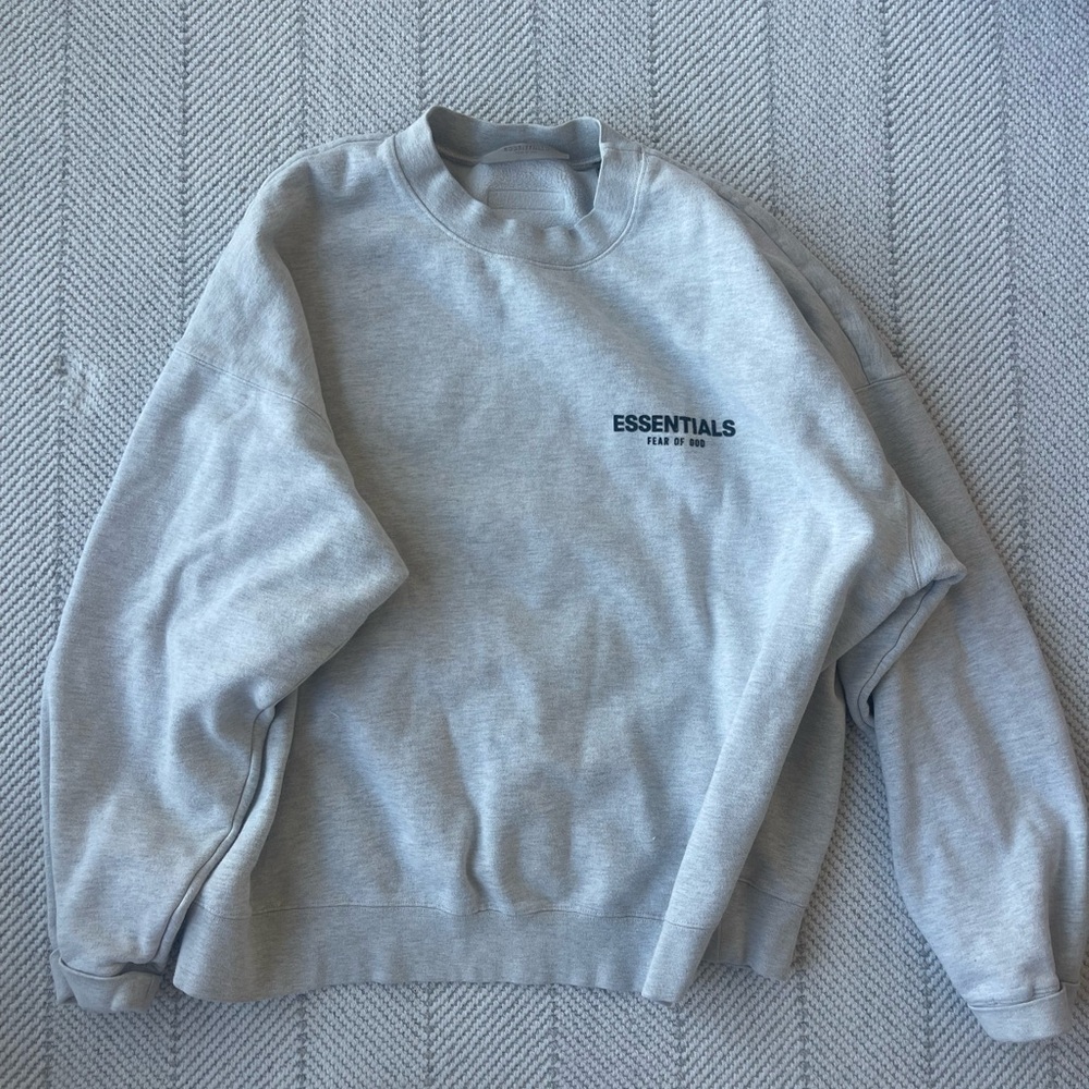 Essentials Light Gray Loungewear Set - Picture 5 of 7